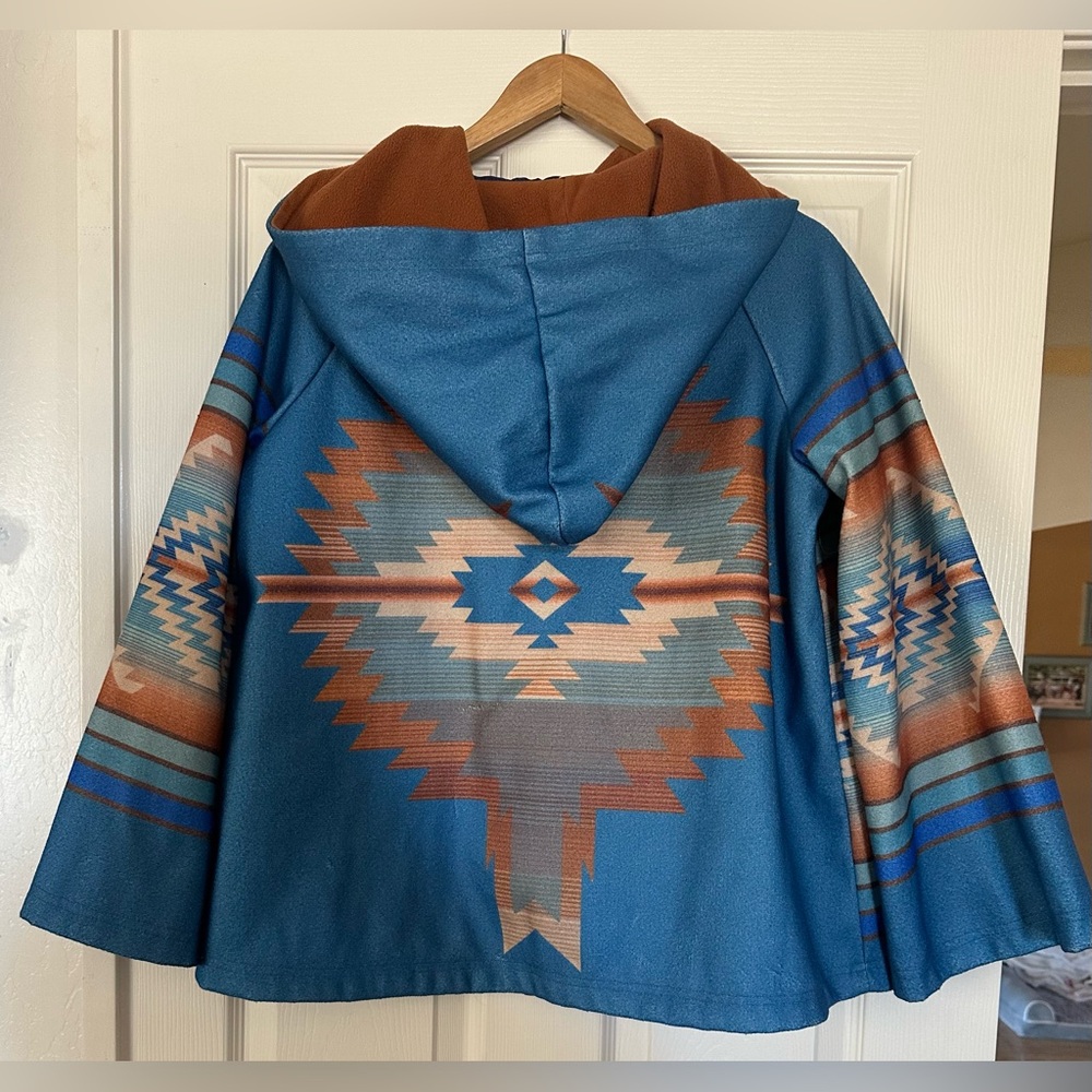 Leatherobe Blue Coat Aztec Coat. Size small. - Picture 5 of 12